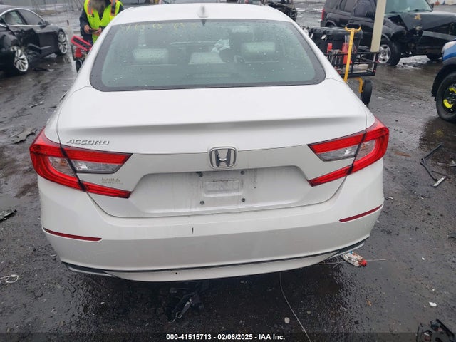 Honda ACCORD EX 2018 1HGCV1F4XJA032479 Image 16