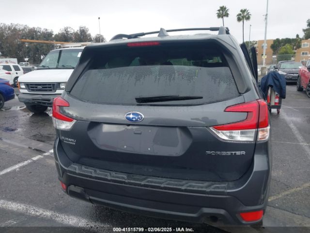 JF2SKAJC2MH485297 Subaru Forester Premium