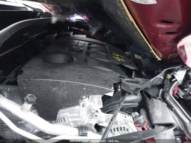 JTNKHMBX5K1062246 Toyota C-HR LE