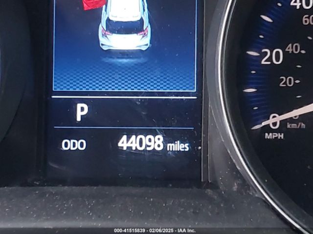 JTNKHMBX5K1062246 Toyota C-HR LE