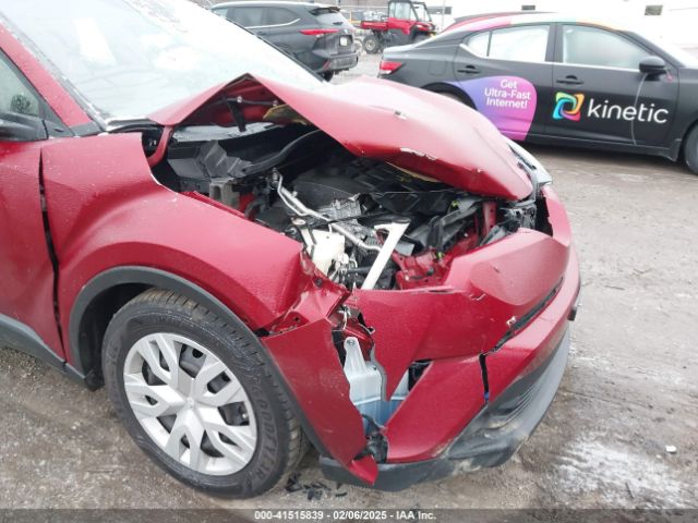 JTNKHMBX5K1062246 Toyota C-HR LE