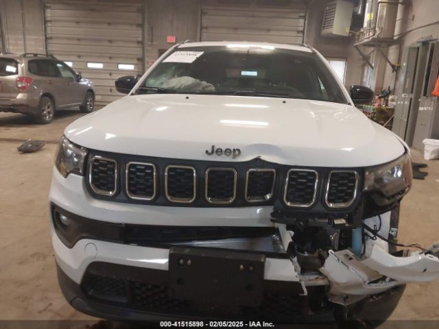 3C4NJDBN5RT115759 Jeep Compass Latitude 4x4
