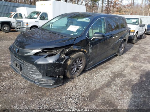 2021 TOYOTA SIENNA 5TDKRKEC9MS043364 Photo 1