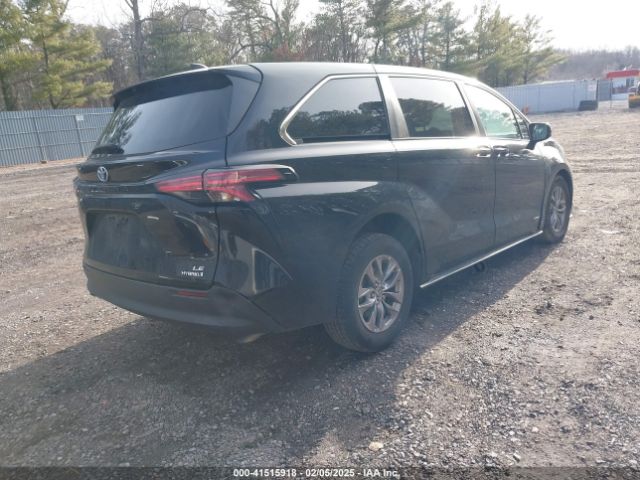 2021 TOYOTA SIENNA 5TDKRKEC9MS043364 Photo 3