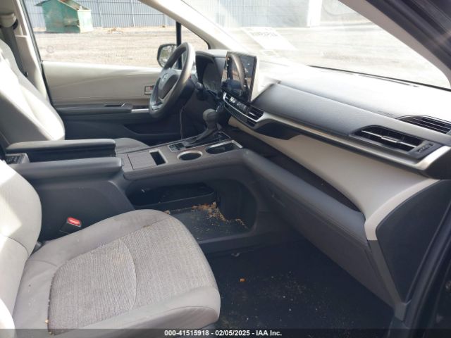 2021 TOYOTA SIENNA 5TDKRKEC9MS043364 Photo 4