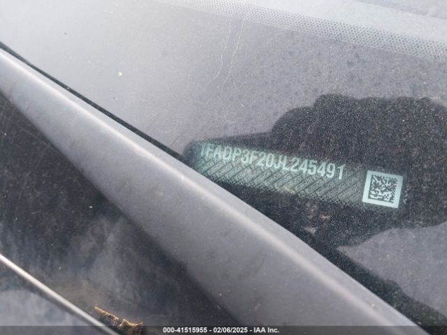 1FADP3F20JL245491 Ford FOCUS SE