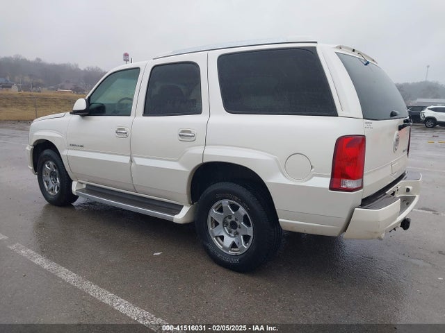 2005 CADILLAC ESCALADE 1GYEK63NX5R102347 Photo 2
