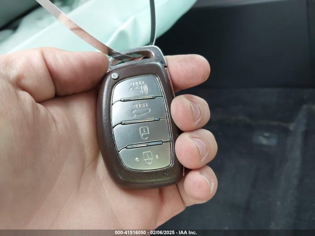 KMHD84LF0KU766660 Hyundai Elantra Value Edition