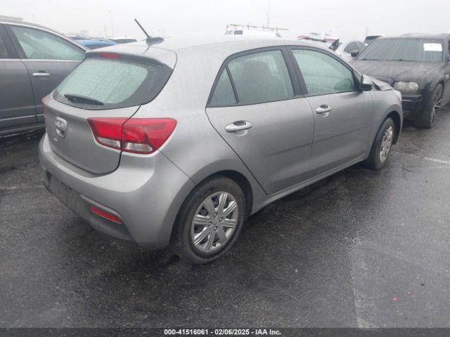 3KPA25AD9NE500847 KIA Rio 5-door S
