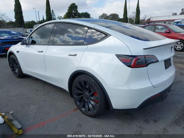 7SAYGDEF1NF559572 Tesla Model Y Performance Dual Motor All-wheel Drive