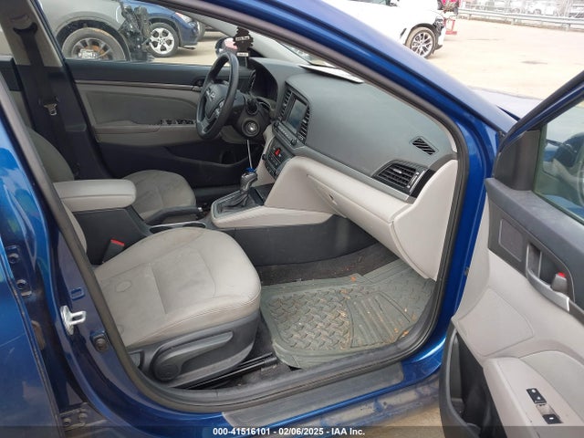 5NPD84LF1HH129753 Hyundai ELANTRA SE