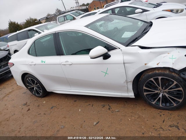 4T1B11HK8KU276385 Toyota CAMRY SE