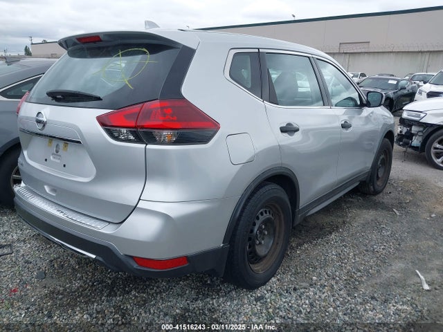Nissan ROGUE S 2018 KNMAT2MT5JP528492 Image 4