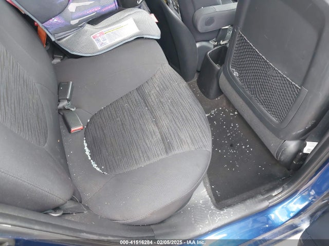 KMHCT5AE6HU310603 Hyundai ACCENT SE