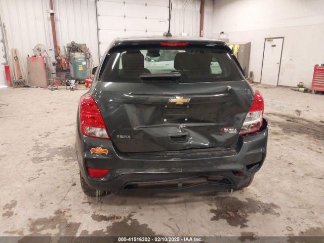 3GNCJKSB6KL283263 Chevrolet TRAX LS
