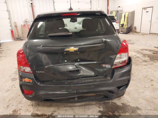 3GNCJKSB6KL283263 Chevrolet TRAX LS