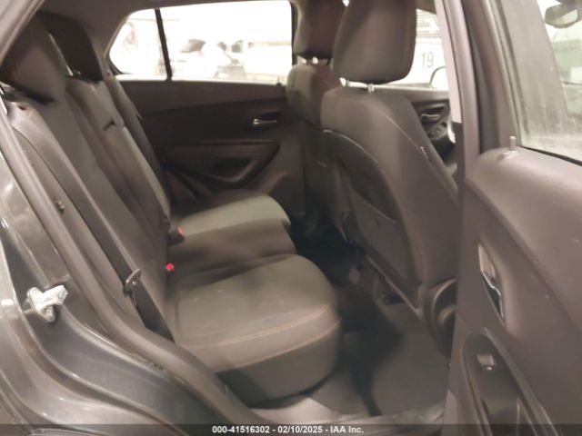 3GNCJKSB6KL283263 Chevrolet TRAX LS