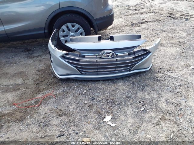 KMHD84LF9KU738999 Hyundai ELANTRA SEL