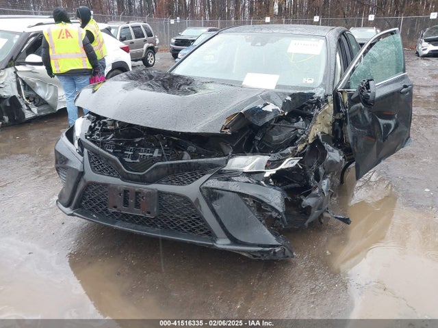 4T1B11HK1KU278947 Toyota CAMRY SE