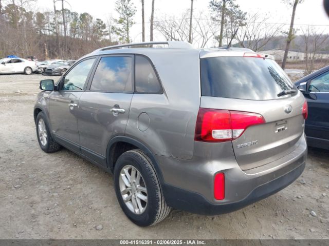 5XYKTCA61FG616846 KIA SORENTO LX