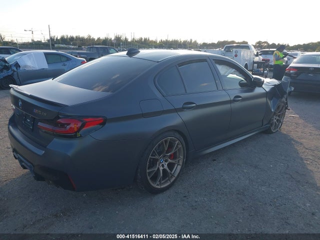 BMW M5 CS 2022 WBS73CH02NCK02686 Image 4