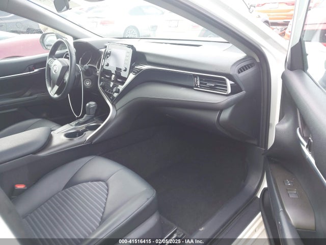 4T1G11AK6MU421930 Toyota CAMRY SE