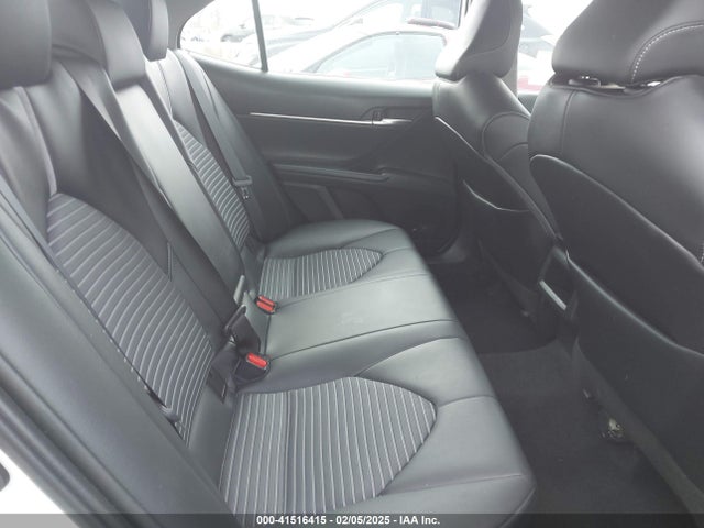 4T1G11AK6MU421930 Toyota CAMRY SE
