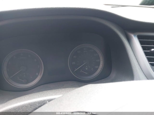KM8J33A47HU587053 Hyundai TUCSON SE