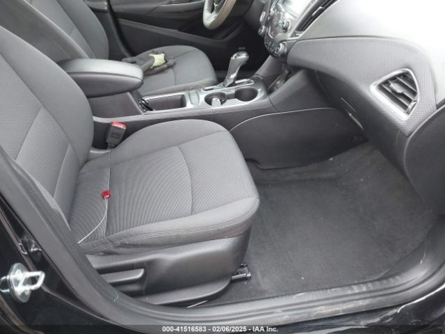 1G1BE5SMXJ7221694 Chevrolet Cruze Lt Auto