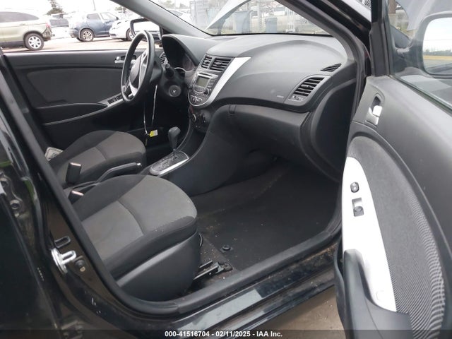 2012 Hyundai Accent Gs მანქანა იყიდება აუქციონზე, vin: KMHCT5AE1CU017801, აუქციონის ნომერი: 41516704