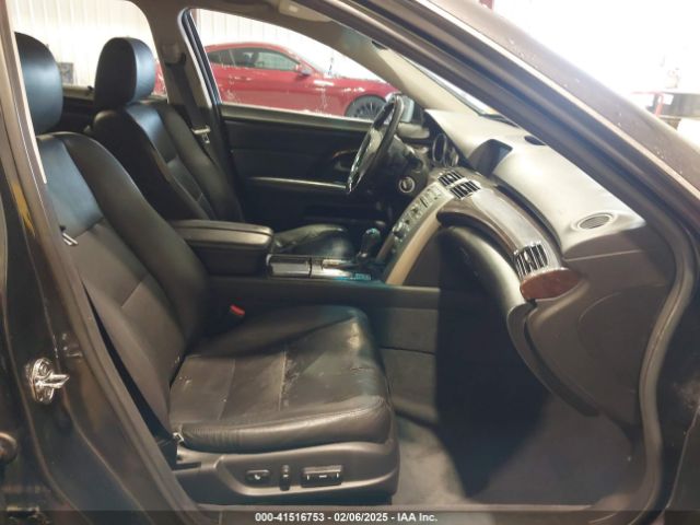 2011 ACURA RL JH4KB2F69BC000265 Photo 4