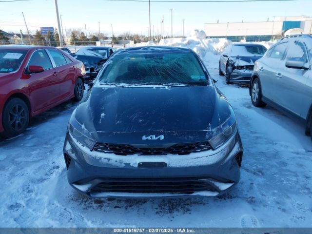 3KPF24AD8PE582492 KIA Forte Lxs