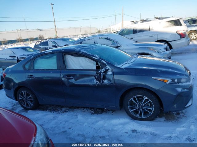 3KPF24AD8PE582492 KIA Forte Lxs
