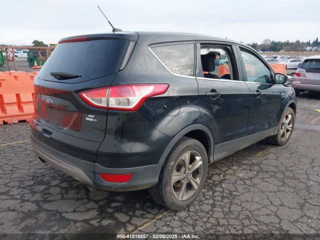 1FMCU9G97GUA30718 Ford ESCAPE SE