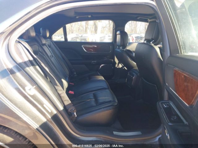 1LN6L9TP2H5606988 Lincoln Continental Select