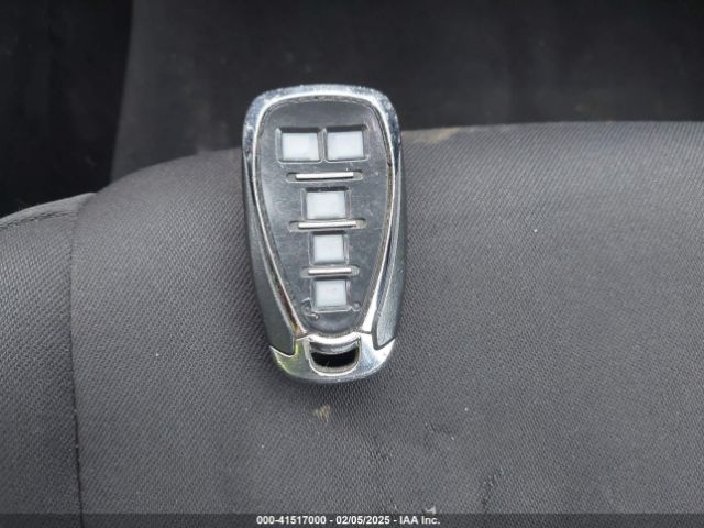 1G1ZE5ST2HF280793 Chevrolet MALIBU 1LT