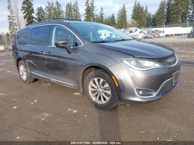 Chrysler Pacifica Touring L 2019 2C4RC1BG5KR629051 Image 1