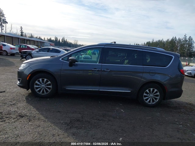 Chrysler Pacifica Touring L 2019 2C4RC1BG5KR629051 Image 14