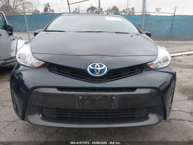 Toyota Prius V Two 2017 JTDZN3EU2HJ061734 Image 12