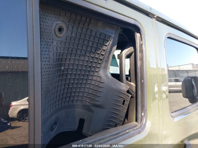 1C4JJXSJ5NW208332 Jeep 2022