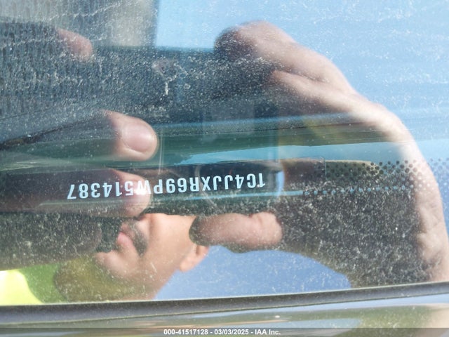 1C4JJXSJ5NW208332 Jeep 2022