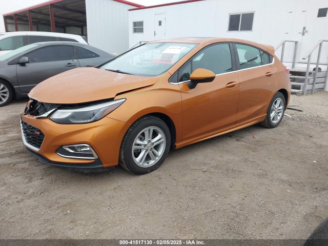 Chevrolet Cruze Lt Auto 2017 3G1BE6SM6HS565086 Image 2