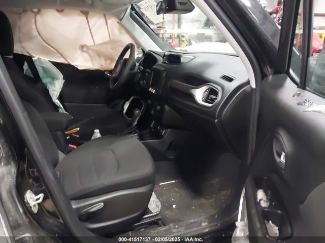 ZACCJABB4JPG98977 Jeep Renegade Latitude Fwd