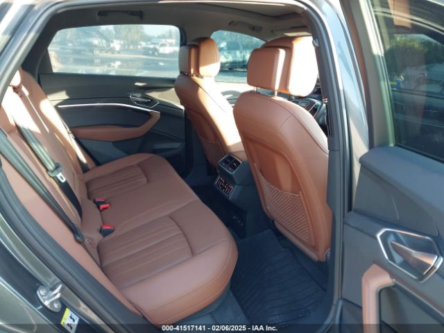 WA12AAGE1MB028858 Audi E-tron Sportback Premium Plus Quattro