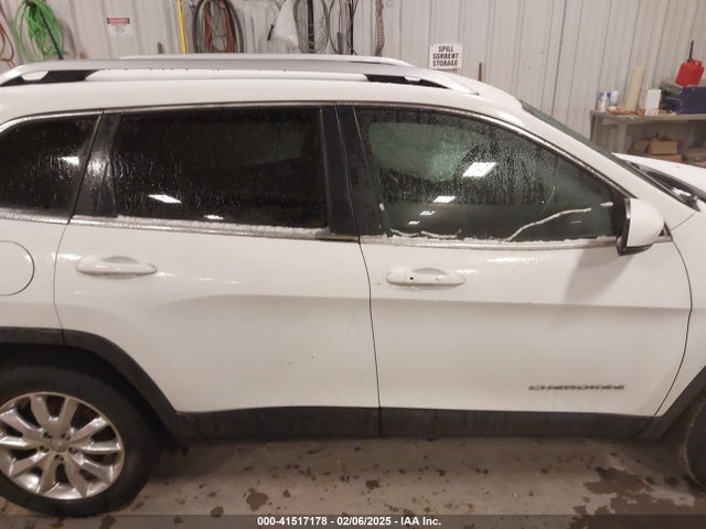 1C4PJMDS3HW530468 Jeep Cherokee Limited 4x4