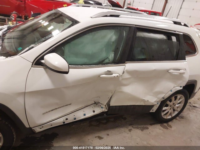 1C4PJMDS3HW530468 Jeep Cherokee Limited 4x4