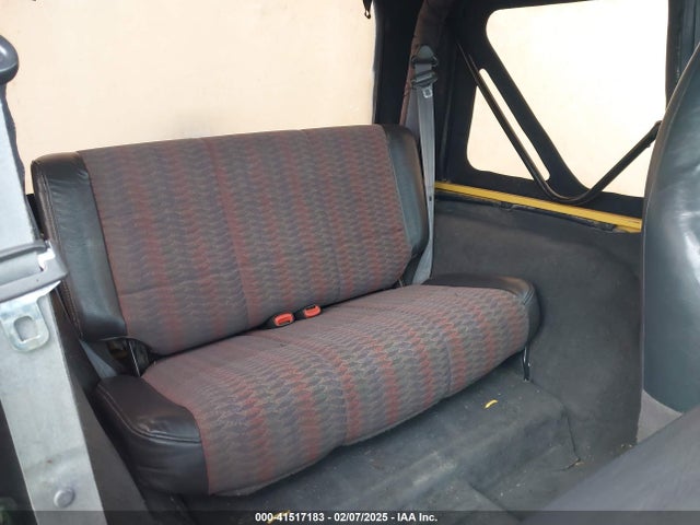 Продаж на аукціоні авто 2000 Jeep Wrangler Se, vin: 1J4FA29P2YP797156, номер лоту: 41517183