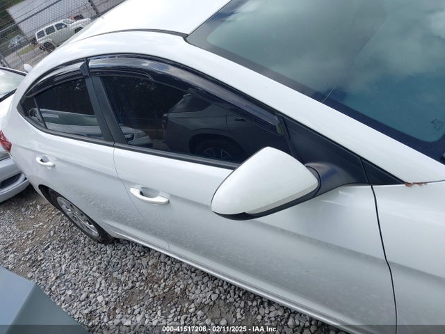 Hyundai ELANTRA SE 2020 5NPD74LF2LH584493 Image 13