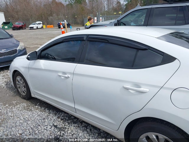 Hyundai ELANTRA SE 2020 5NPD74LF2LH584493 Image 14