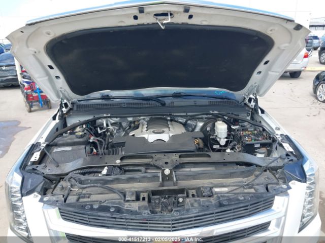 1GYS3BKJ2HR145088 Cadillac Escalade Luxury
